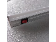 T5分体日光灯的工作温度